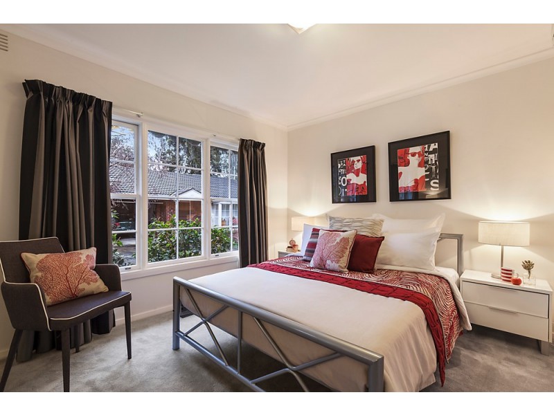2/14-16 Masons  Road, Blackburn VIC 3130