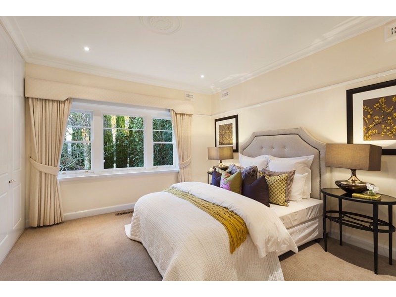 37 Owen Street, Mitcham VIC 3132