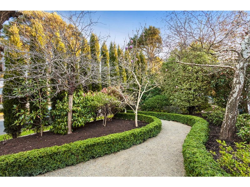 37 Owen Street, Mitcham VIC 3132