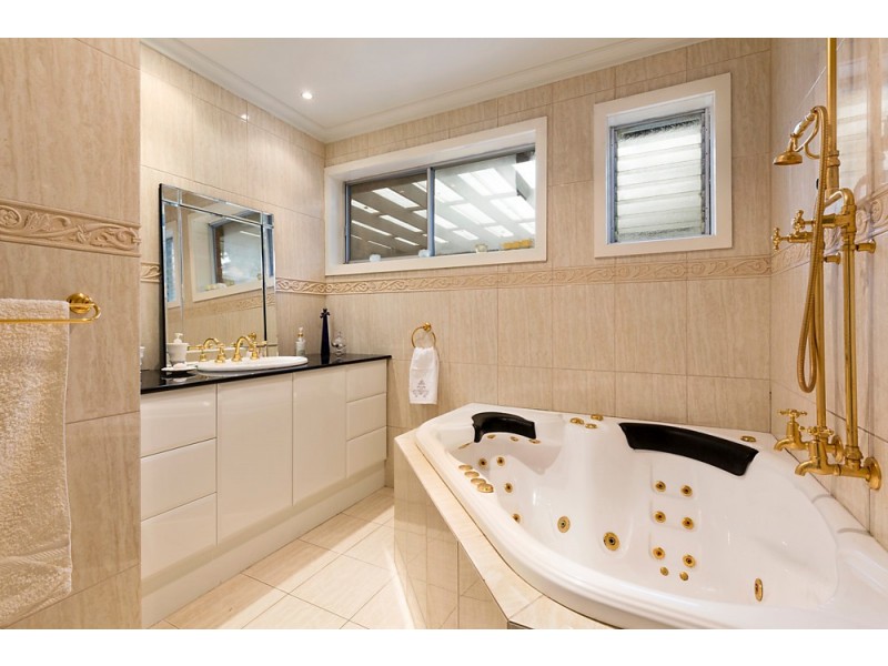 2 Granya Court, Blackburn South VIC 3130