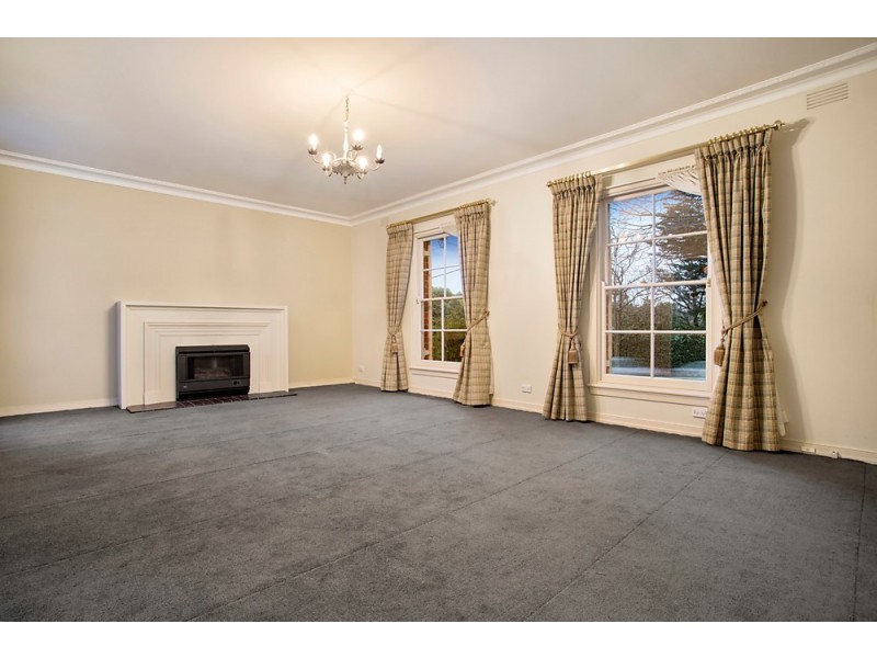 69 Blackburn Road, Blackburn VIC 3130