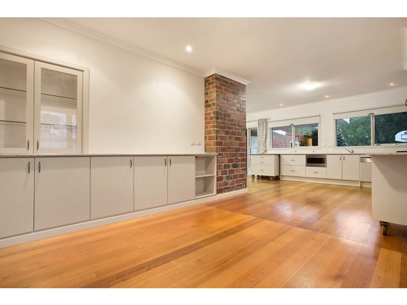 69 Blackburn Road, Blackburn VIC 3130