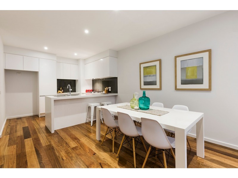 1/5 Lithgow Avenue, Blackburn VIC 3130