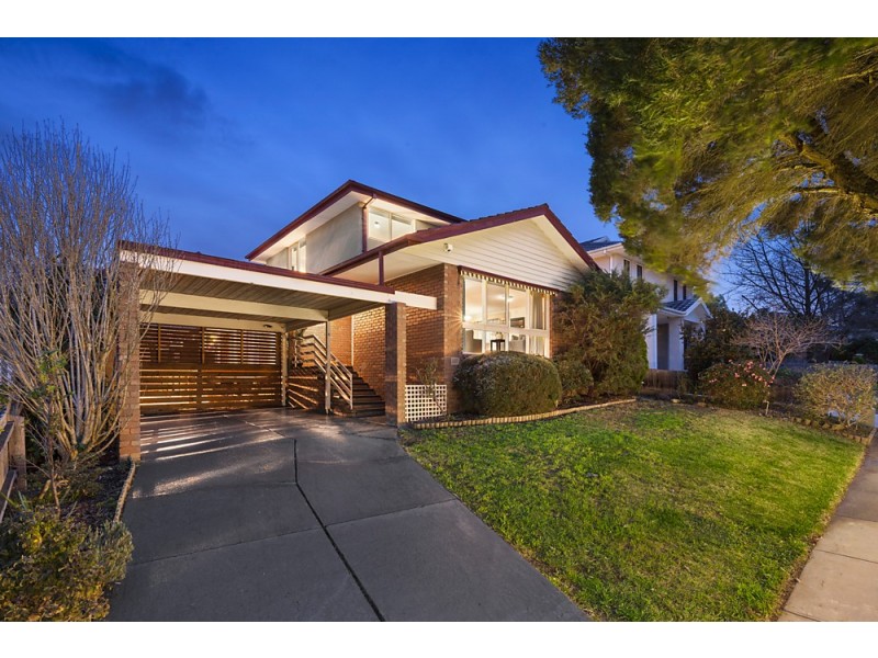 8 Manhattan Square, Vermont VIC 3133