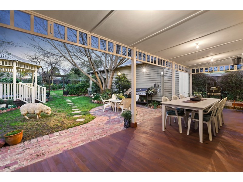 5 Thomas Street, Mitcham VIC 3132