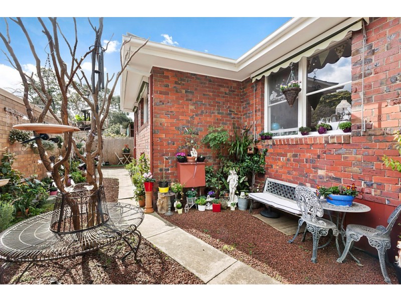 1/103 Central Road, Blackburn VIC 3130