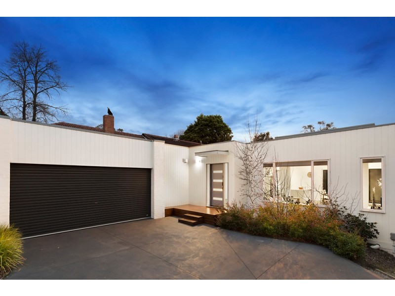 2/12 Thomas Street, Mitcham VIC 3132