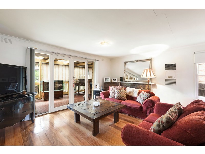 6 Irene Crescent, Mitcham VIC 3132