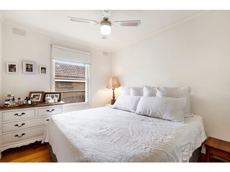 6 Irene Crescent, Mitcham VIC 3132