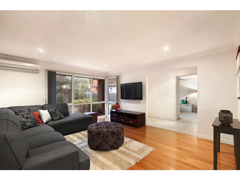2/10 Owen Street, Mitcham VIC 3132