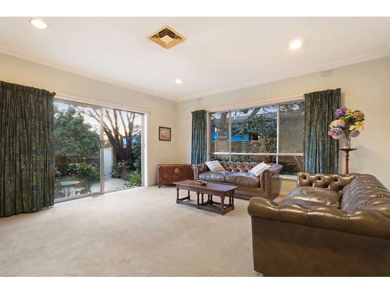 48 Alandale Road, Blackburn VIC 3130