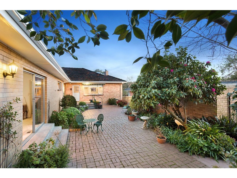 48 Alandale Road, Blackburn VIC 3130