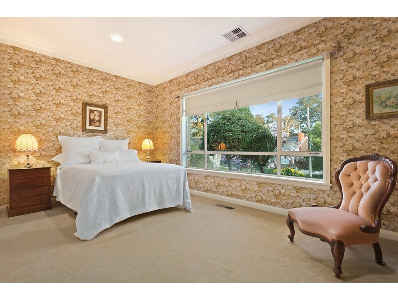 48 Alandale Road, Blackburn VIC 3130