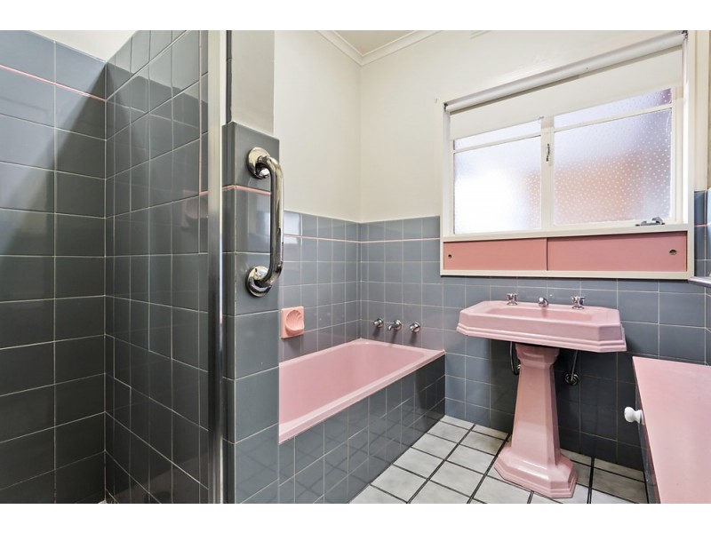 48 Alandale Road, Blackburn VIC 3130