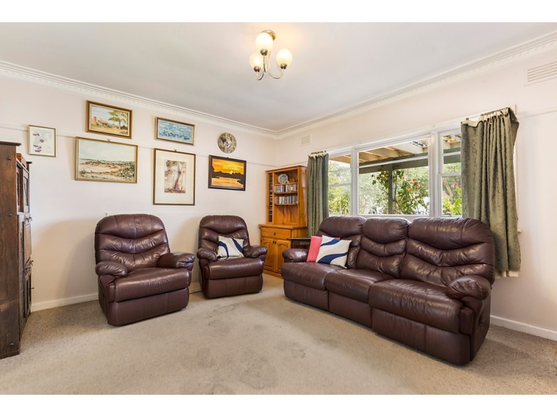 17 Mountain View Road, Nunawading VIC 3131