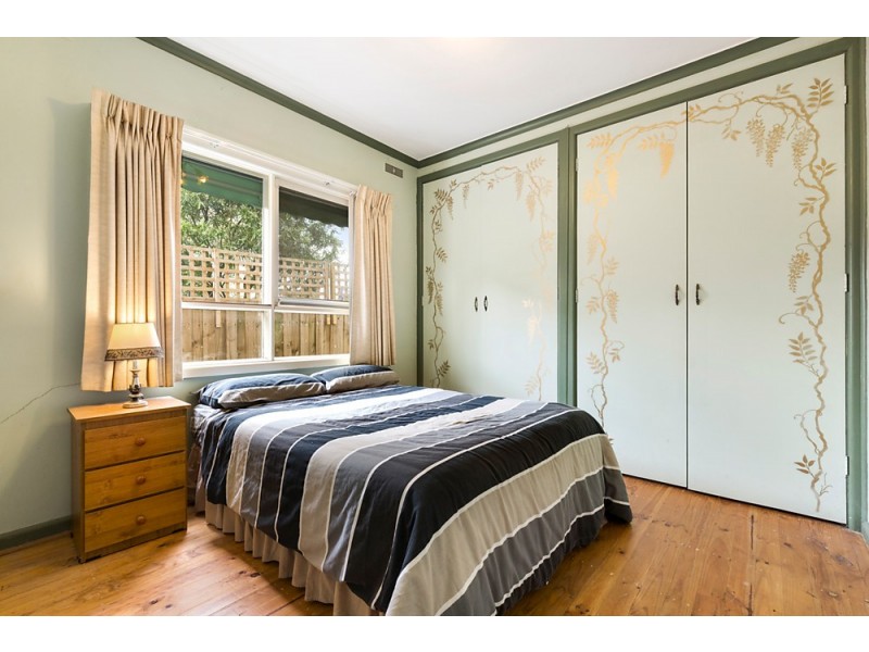 17 Mountain View Road, Nunawading VIC 3131
