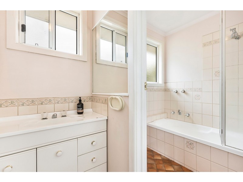 17 Mountain View Road, Nunawading VIC 3131