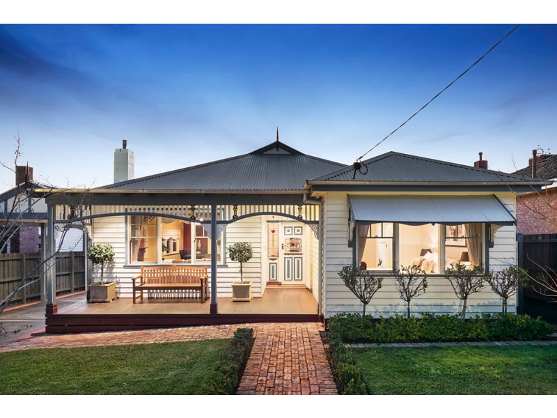 24 Malabar Road, Blackburn VIC 3130