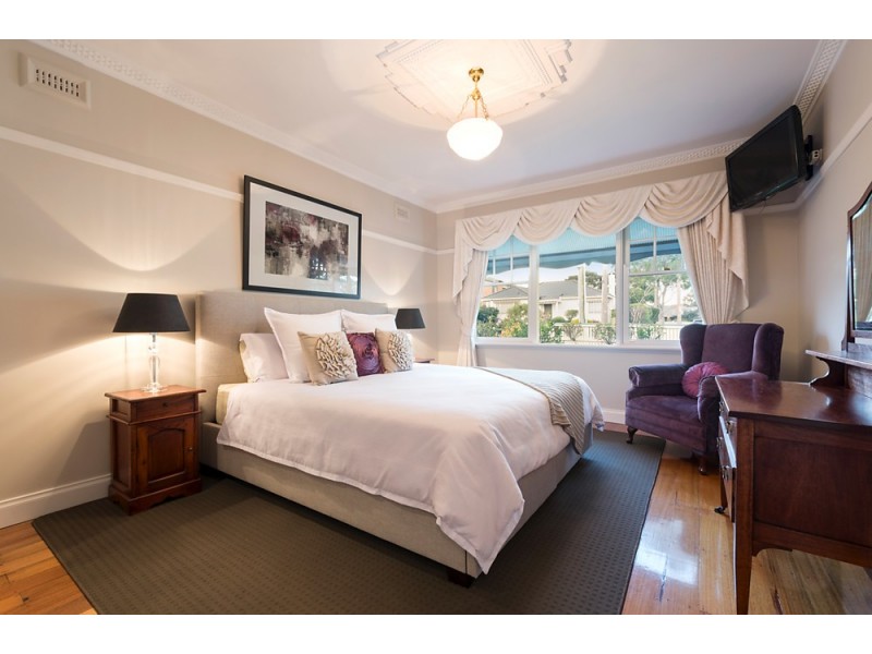 24 Malabar Road, Blackburn VIC 3130