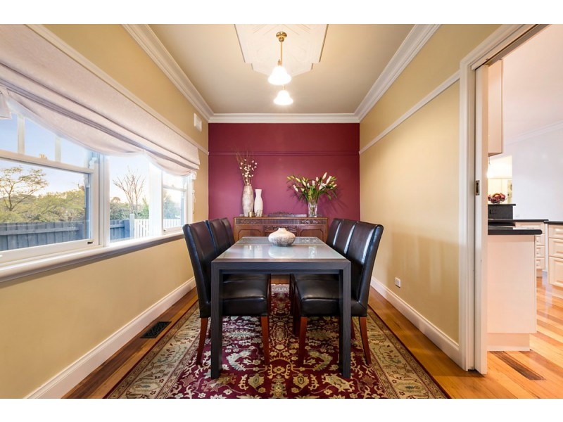 24 Malabar Road, Blackburn VIC 3130