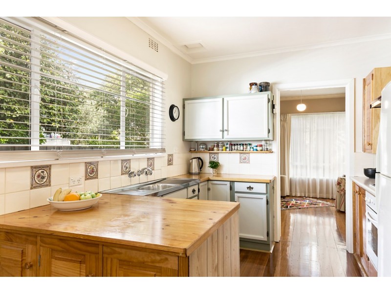 5 Second Avenue, Box Hill North VIC 3129