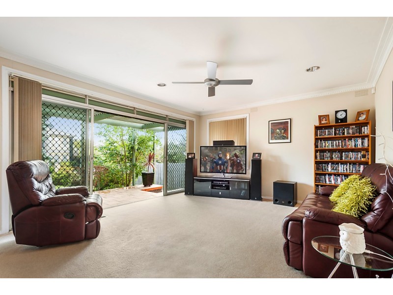 25 Samuel Road, Blackburn South VIC 3130