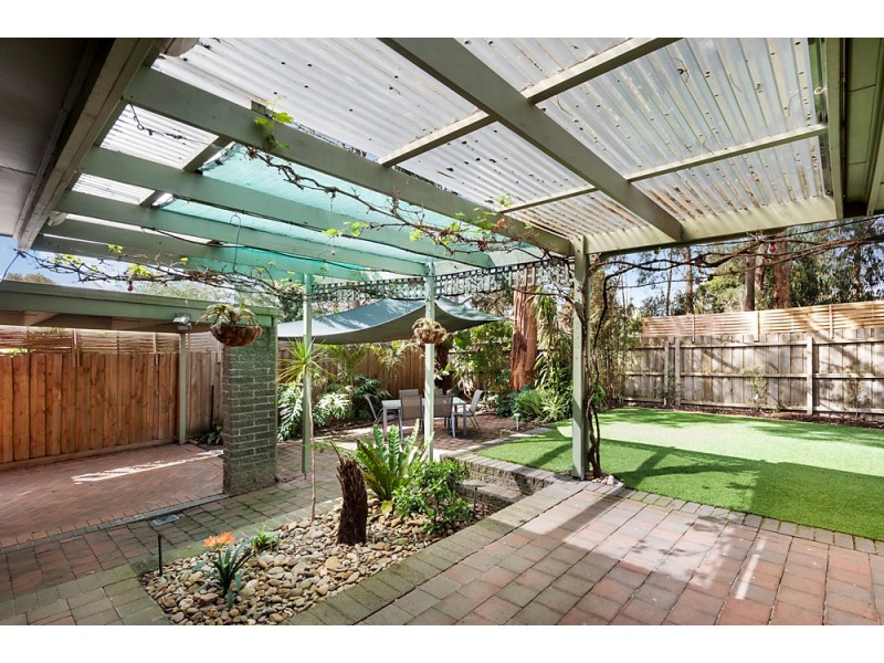 25 Samuel Road, Blackburn South VIC 3130