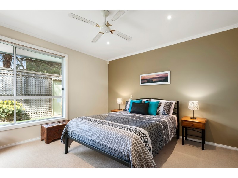 25 Samuel Road, Blackburn South VIC 3130