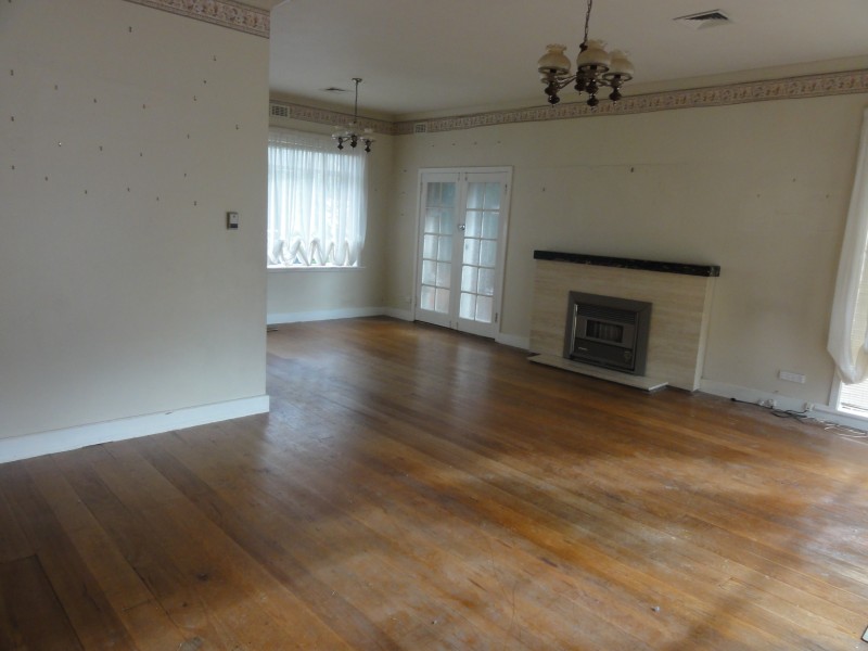 8 Tyrell Avenue, Blackburn VIC 3130