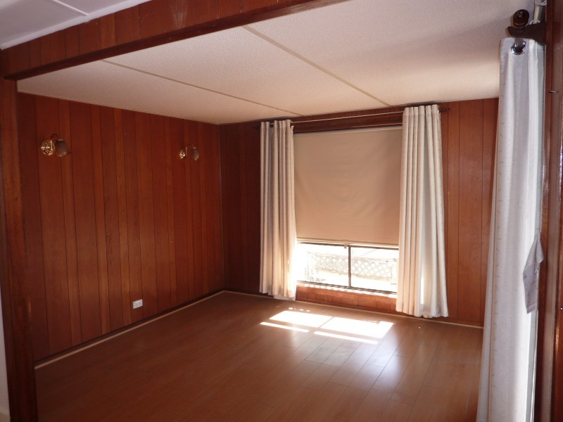 42 Pakenham Street, Blackburn VIC 3130