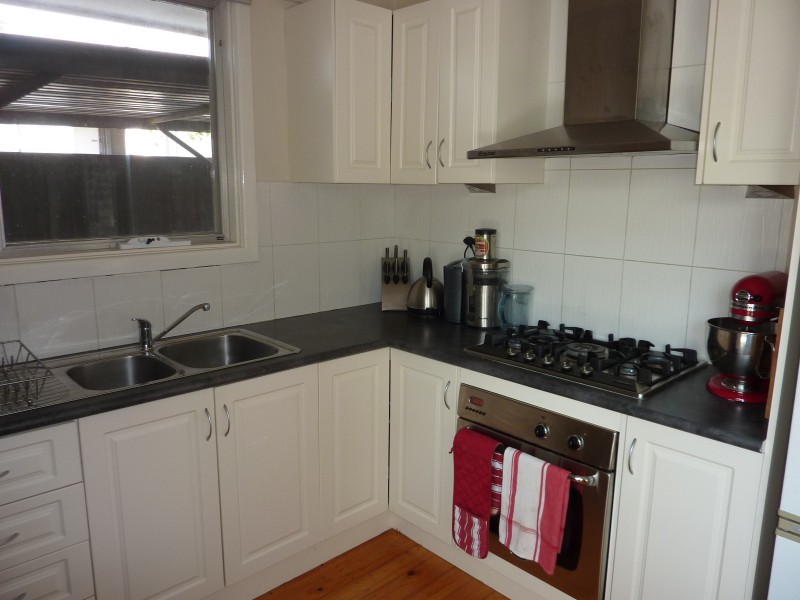 1/180 Surrey Road, Blackburn VIC 3130