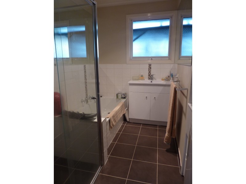 1/180 Surrey Road, Blackburn VIC 3130