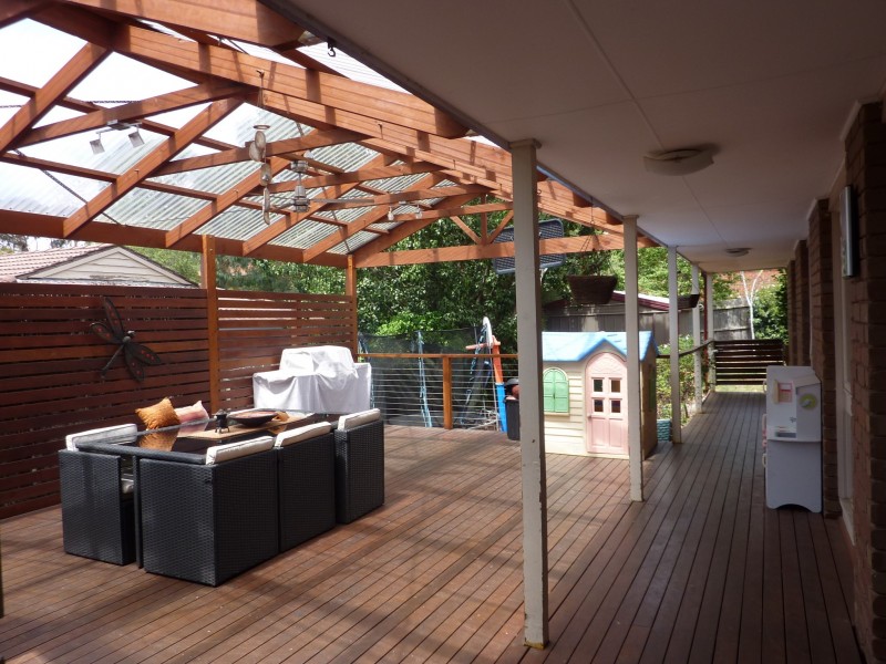 8 Manhattan Square, Vermont VIC 3133