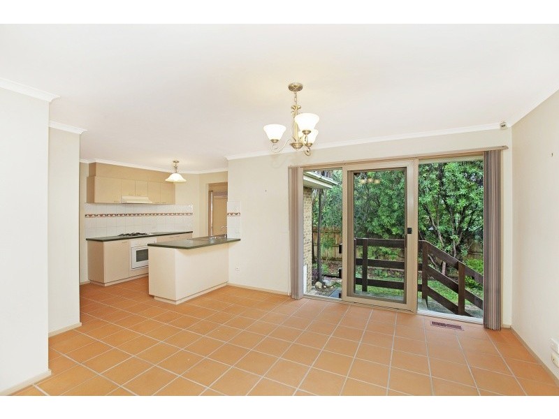 2/229 Canterbury Road, Blackburn VIC 3130