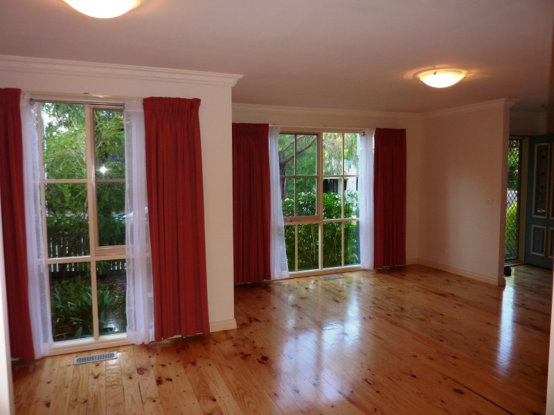 7 Derby Street, Blackburn VIC 3130