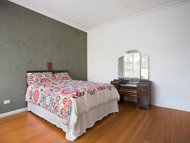 17 Douglas Street, Blackburn North VIC 3130