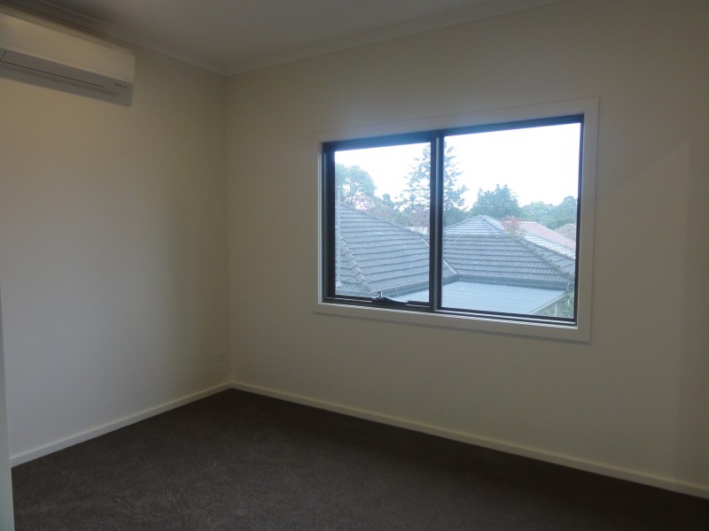 2/1 Peter Street, Box Hill North VIC 3129