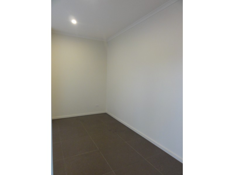 2/1 Peter Street, Box Hill North VIC 3129