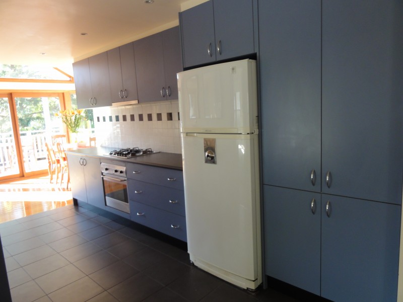 15 Rosslyn Street, Blackburn South VIC 3130