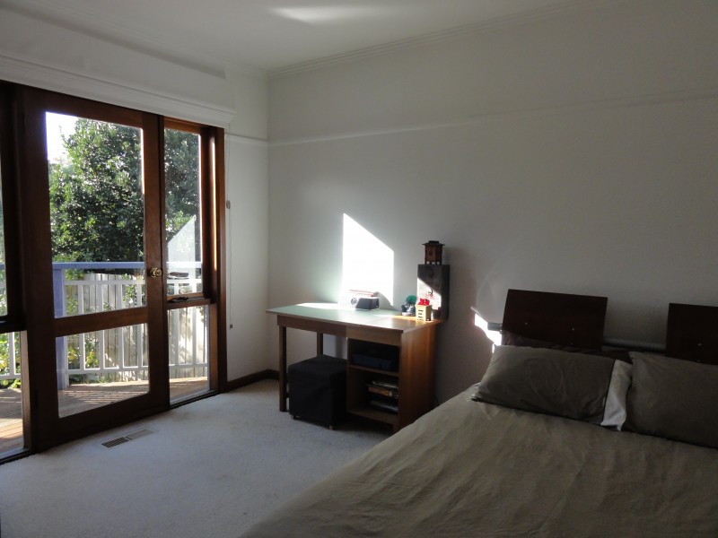 15 Rosslyn Street, Blackburn South VIC 3130