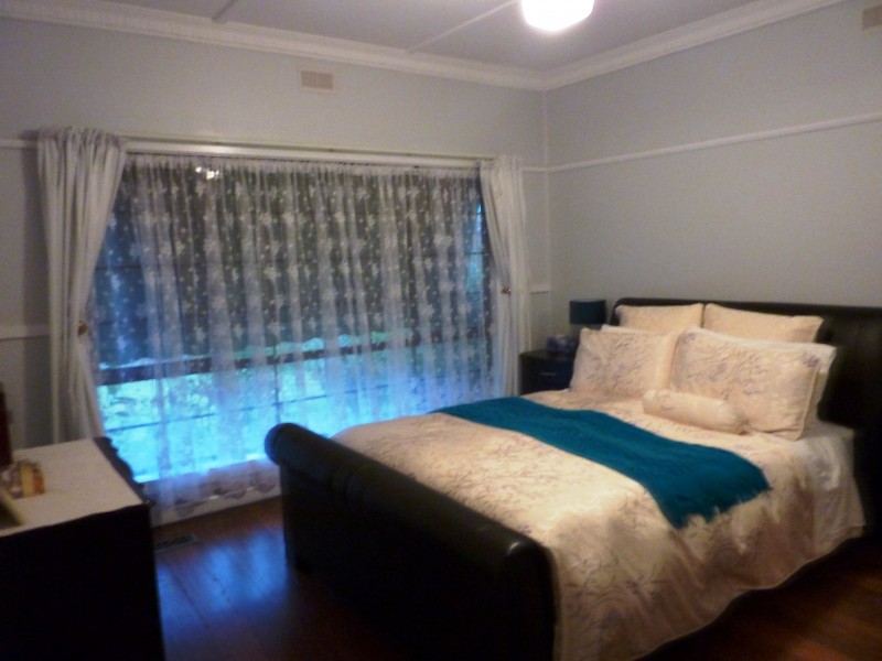 4 Ashlar Crescent, Blackburn VIC 3130