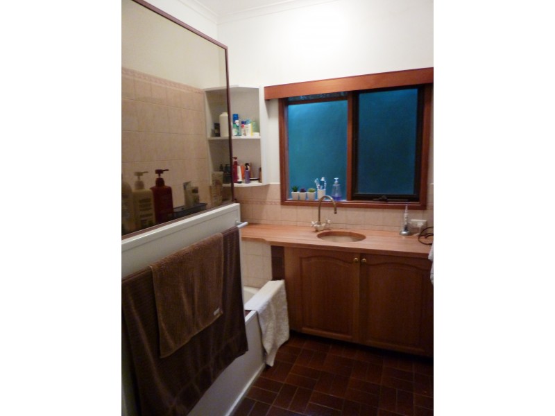 4 Ashlar Crescent, Blackburn VIC 3130