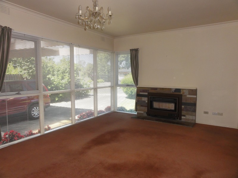 61 Mill Avenue, Forest Hill VIC 3131