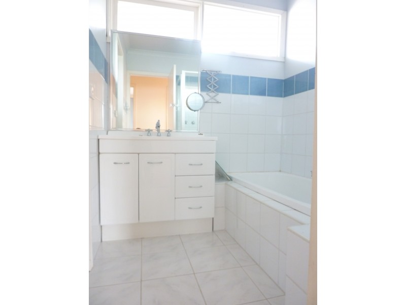 61 Mill Avenue, Forest Hill VIC 3131