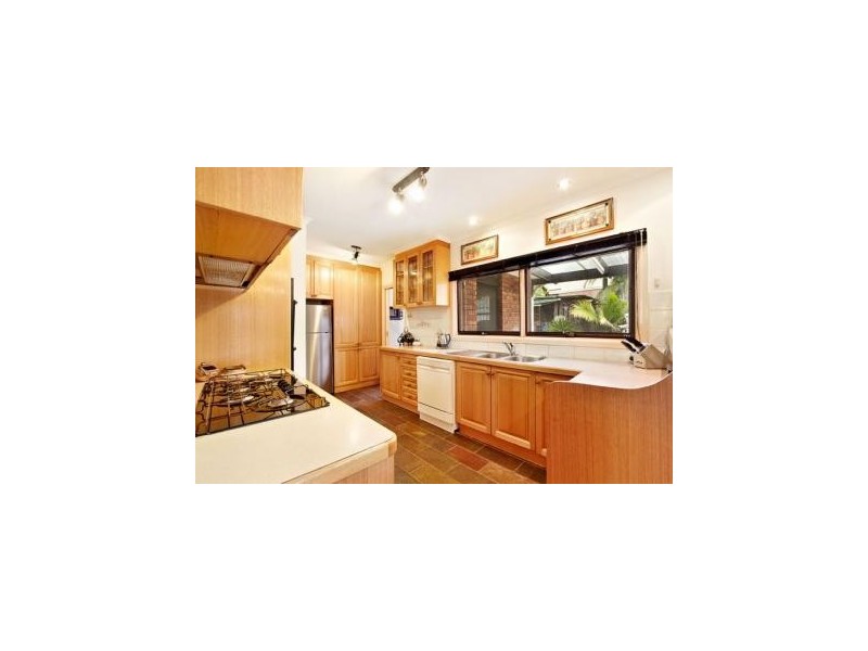 83 Heathfield Rise, Box Hill North VIC 3129