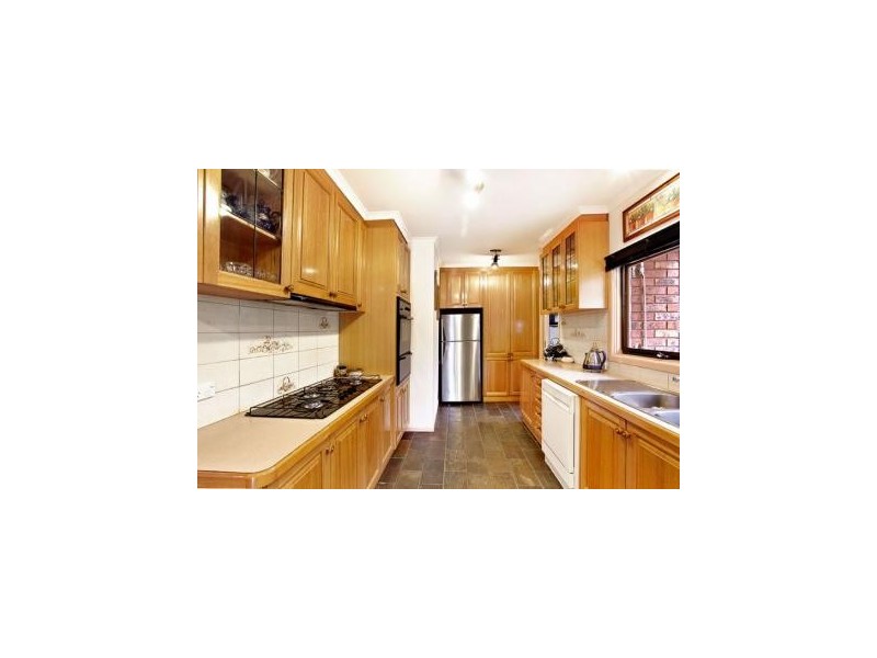 83 Heathfield Rise, Box Hill North VIC 3129