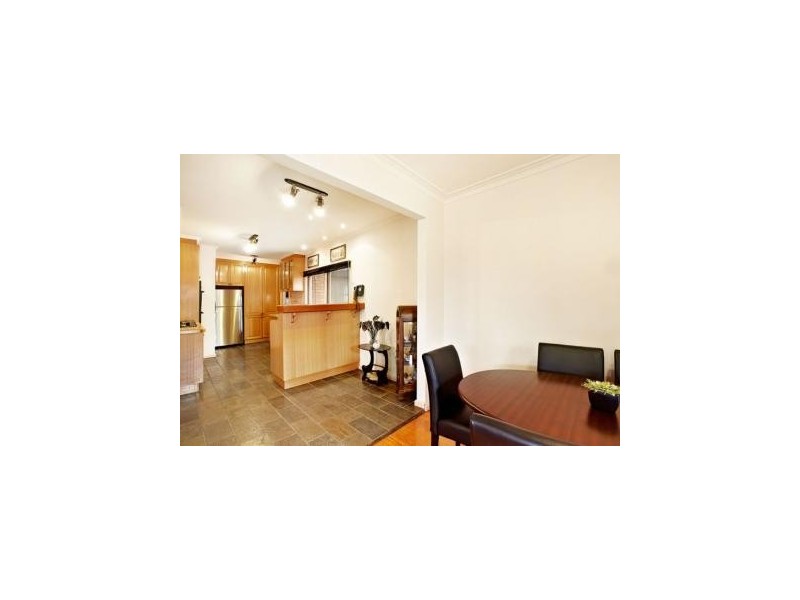 83 Heathfield Rise, Box Hill North VIC 3129