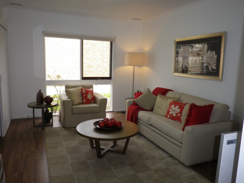 2/85 Clyde Street, Box Hill North VIC 3129