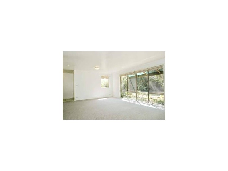 1 John Holland Court, Blackburn VIC 3130