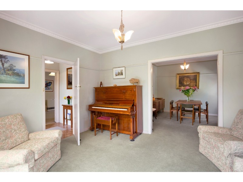 9 Vine Street, Blackburn VIC 3130